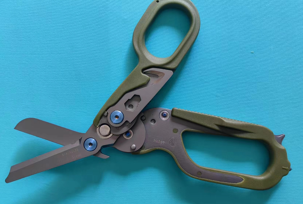 ML007 Outdoor multifunctional scissors